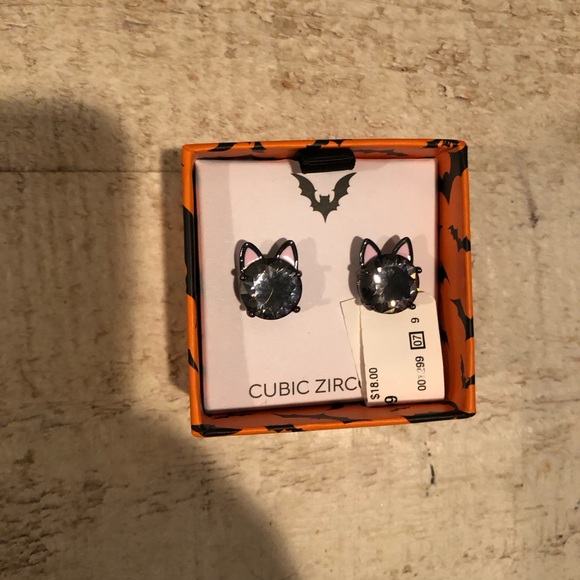 Halloween Cat Ear Stud Earrings - Picture 2 of 3